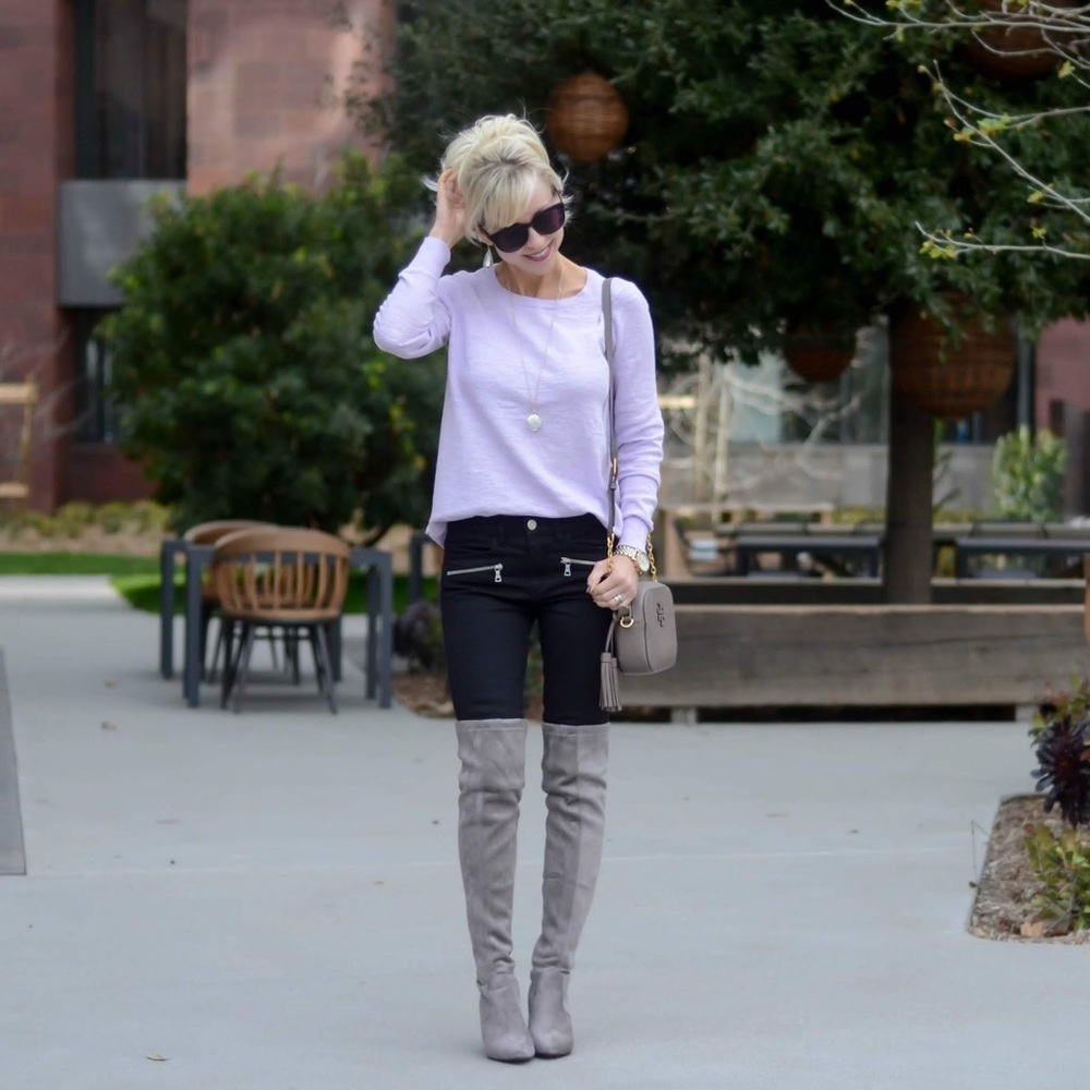 ‼️FINAL MARKDOWN‼️100% Cashmere lilac Sweater
